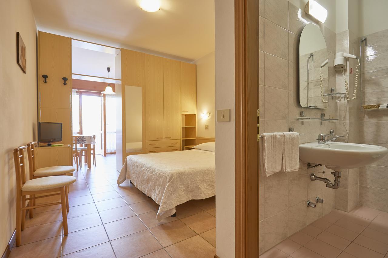 Residence Piccolo Milano Marittima Exterior photo